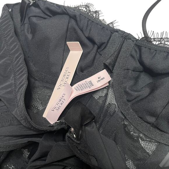 Victoria's Secret Very Sexy Shine Strap Halter Lace Teddy Black Size Medium - Picture 3 of 5